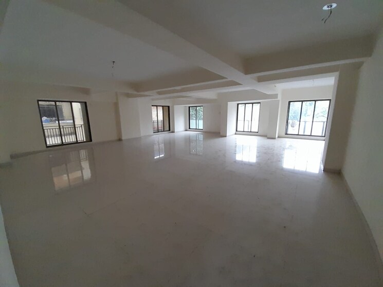 Room, tembhi naka Commercial Office Space 1800 Sq.Ft. In Tembhi Naka Thane 8749453