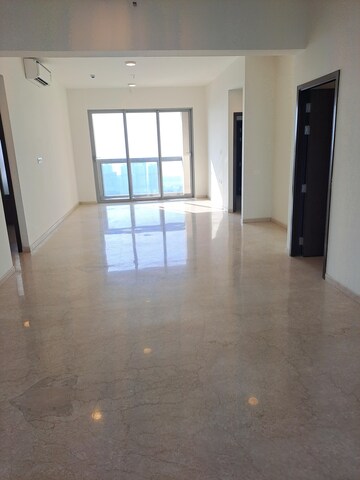 Room in 6 BHK Apartment at Piramal Mahalaxmi, Mahalaxmi – for Sale