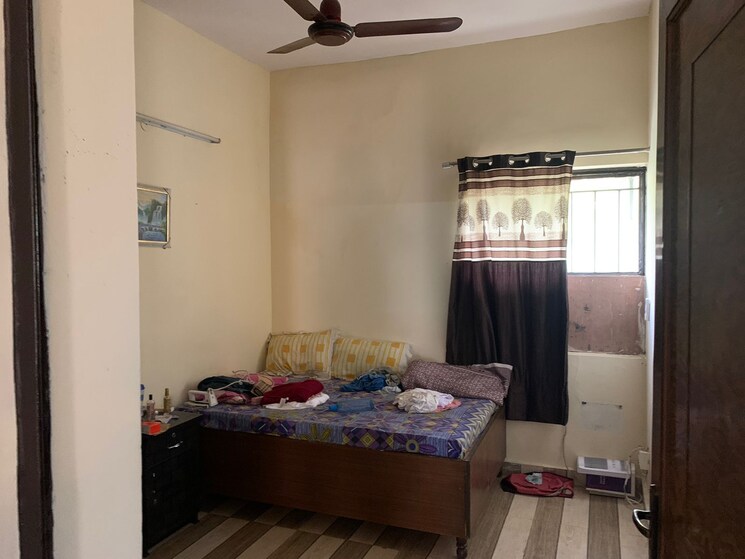 Bedroom, arun-vihar-sector-37 2 Bedroom 750 Sq.Ft. Apartment In Sector 37 Noida 8749568