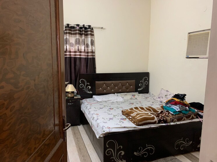 Bedroom, arun-vihar-sector-37 2 Bedroom 750 Sq.Ft. Apartment In Sector 37 Noida 8749568
