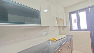 Furnished Amenities in 4 BHK Builder Floor at Sector 5 – for Sale