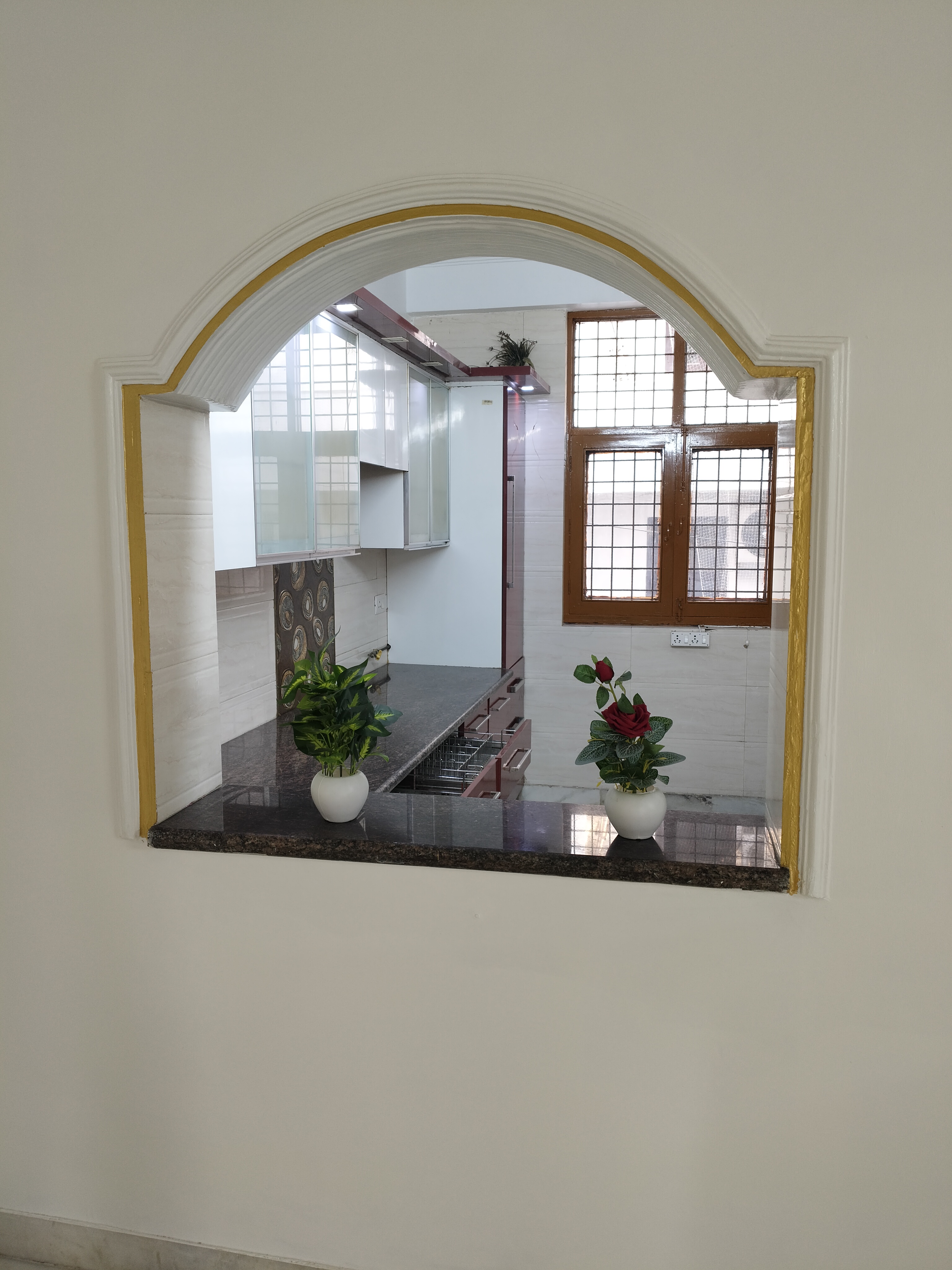1 Rk+ Pooja Room Independent House For Rent in Noida Sector 31