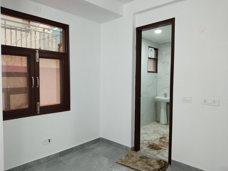 Room, khirki extension 2 Bedroom 850 Sq.Ft. Apartment In Khirki Extension Delhi 8749643