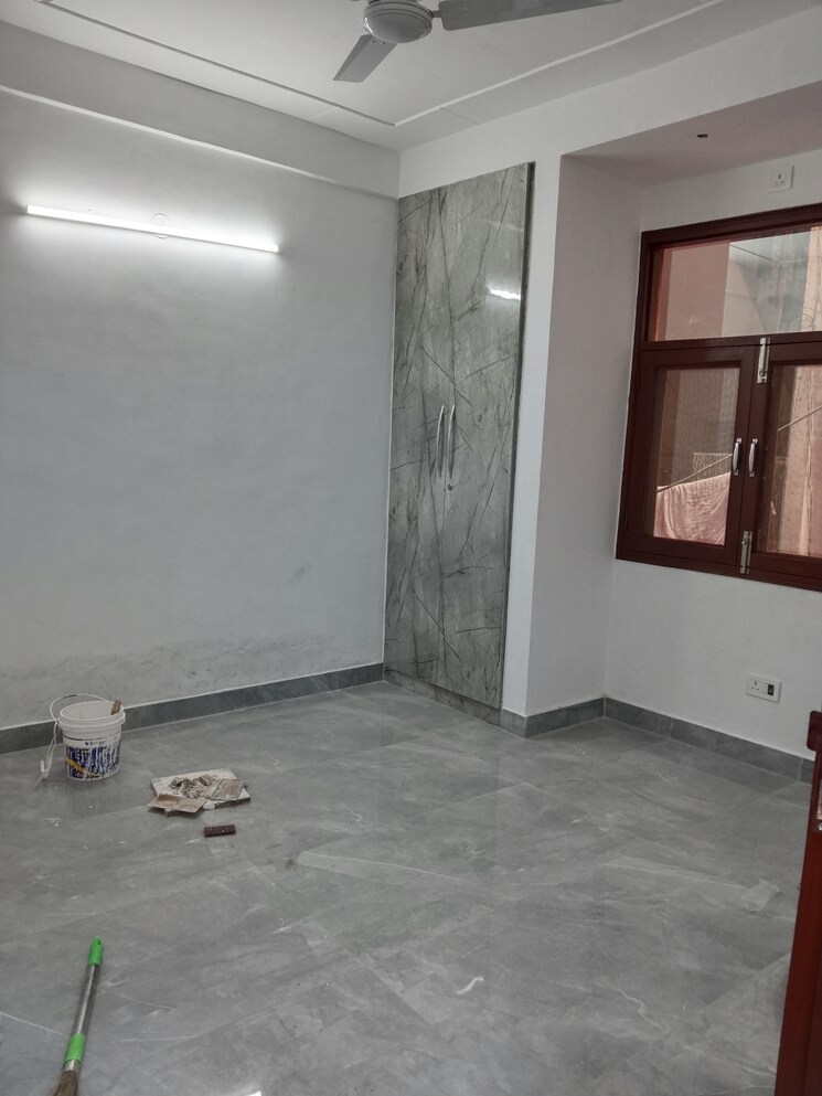 Room, khirki extension 2 Bedroom 850 Sq.Ft. Apartment In Khirki Extension Delhi 8749643