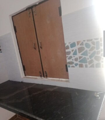 Furnished Amenities in 1 BHK Villa at Aliganj – for Rent