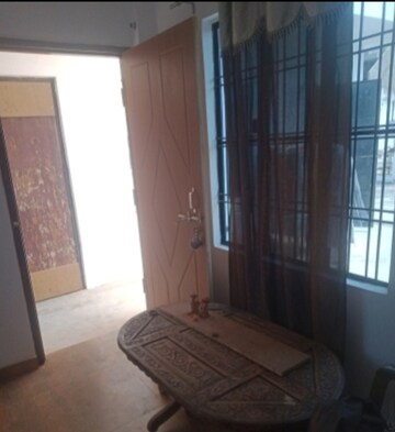 Living Room in 1 BHK Villa at Aliganj – for Rent