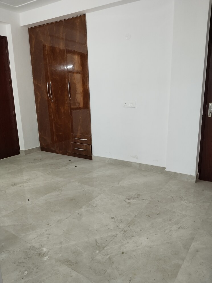 Room, khirki extension 3 Bedroom 1250 Sq.Ft. Apartment In Khirki Extension Delhi 8749730