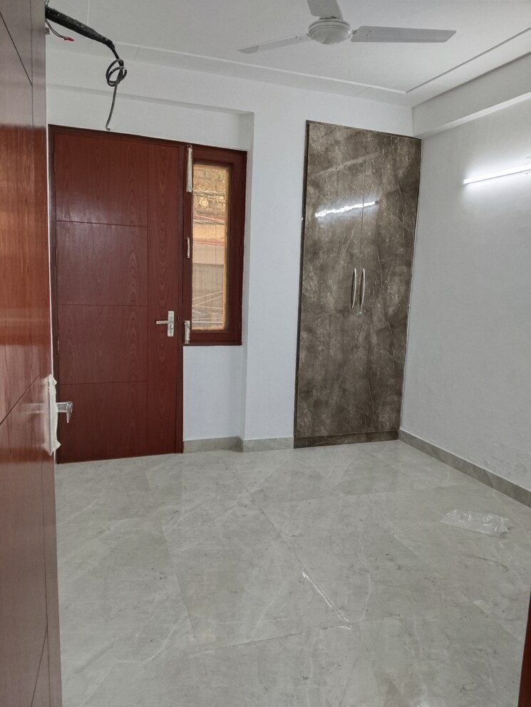 Room, khirki extension 3 Bedroom 1250 Sq.Ft. Apartment In Khirki Extension Delhi 8749730