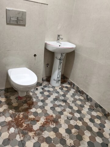 Bathroom in 3 BHK Apartment at Khirki Extension – for Rent