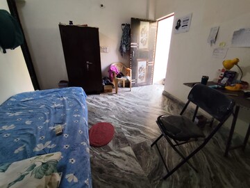 Bedroom in 1 BHK Builder Floor at Patel Nagar – for Rent