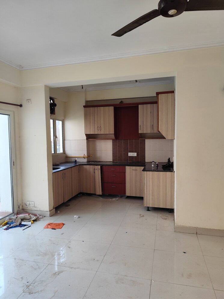 Kitchen, maxblis-white-house 2 Bedroom 900 Sq.Ft. Apartment In Sector 75 Noida 8749794