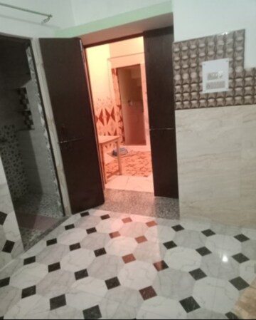 Bedroom in 2 BHK Villa at Aliganj – for Rent