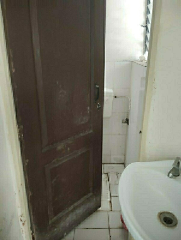 Bathroom, katraj 1 Bedroom 600 Sq.Ft. Apartment In Katraj Pune 8749853