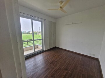 Room in 2 BHK Builder Floor at BPTP Parkland Pride, Sector 77 – for Rent