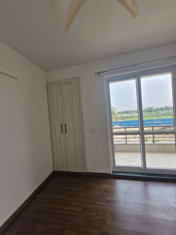 Room in 2 BHK Builder Floor at BPTP Parkland Pride, Sector 77 – for Rent