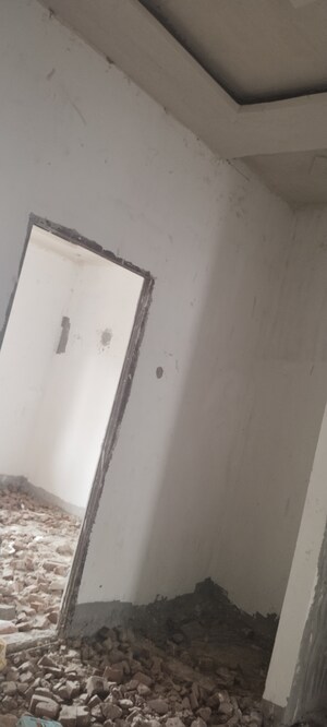 Room in 3 BHK Independent House at Shivlok Puri – for Sale