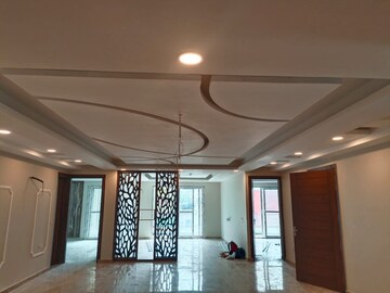Building Lobby in 4 BHK Builder Floor at Sector 4 – for Sale