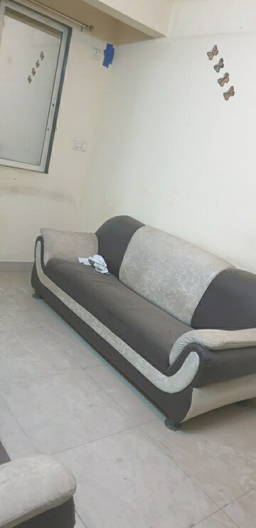 Bedroom in 2 BHK Apartment at Dombivli East – for Rent