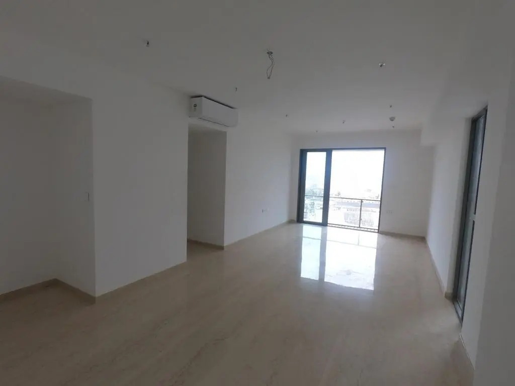 3 BHK 1862 Sq.Ft. Apartment in Lodha New Cuffe Parade