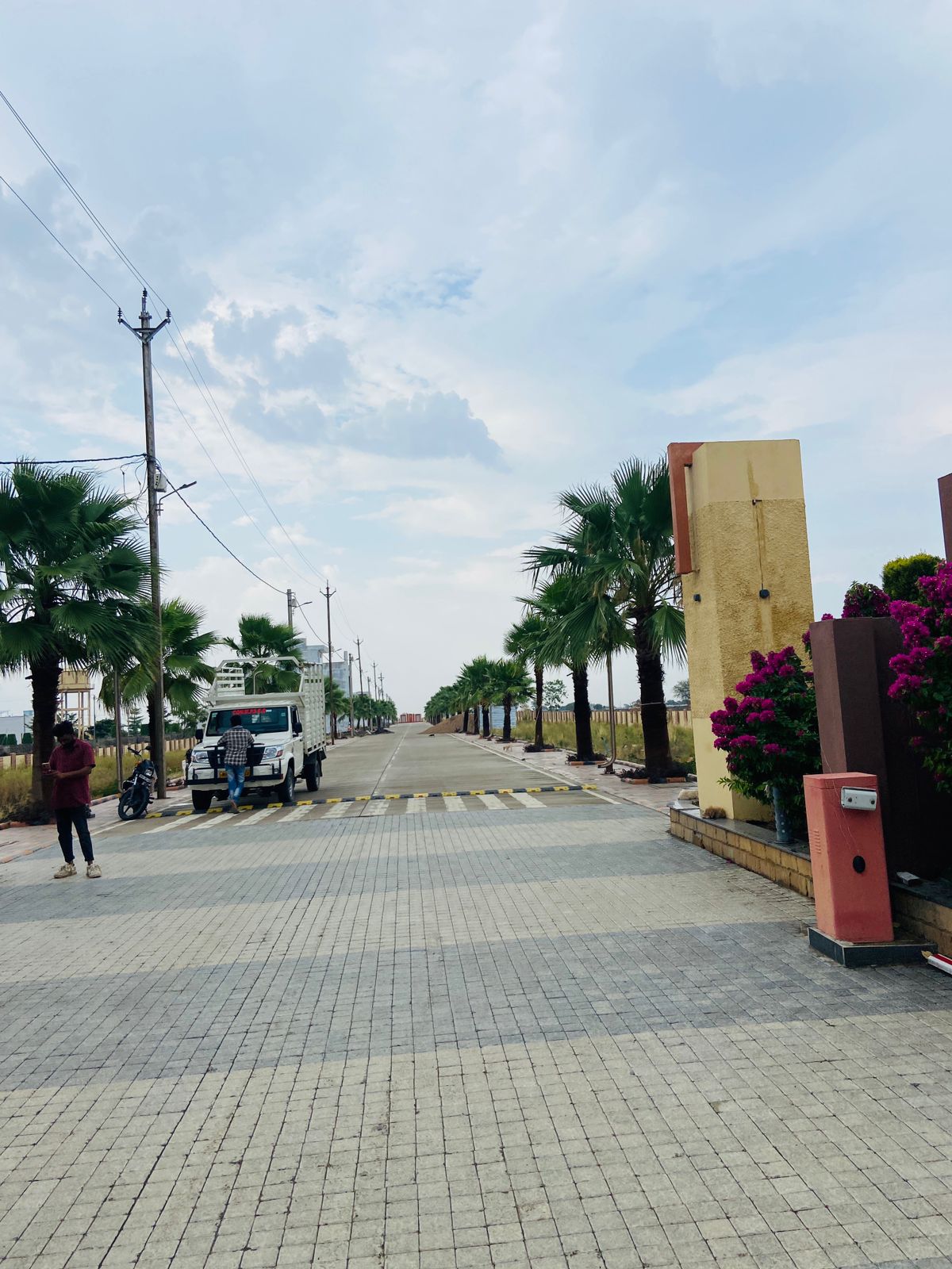 Plot For Sale in Ideal Peramunt City