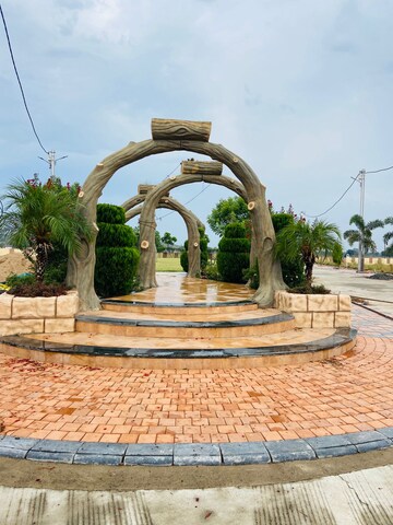  Plot – Exterior View View at Super Corridor - for Sale