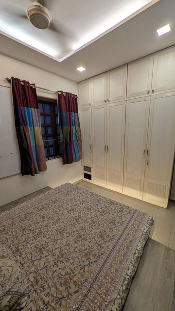 3 BHK Apartment For Rent in K Raheja Vivarea, Mahalaxmi