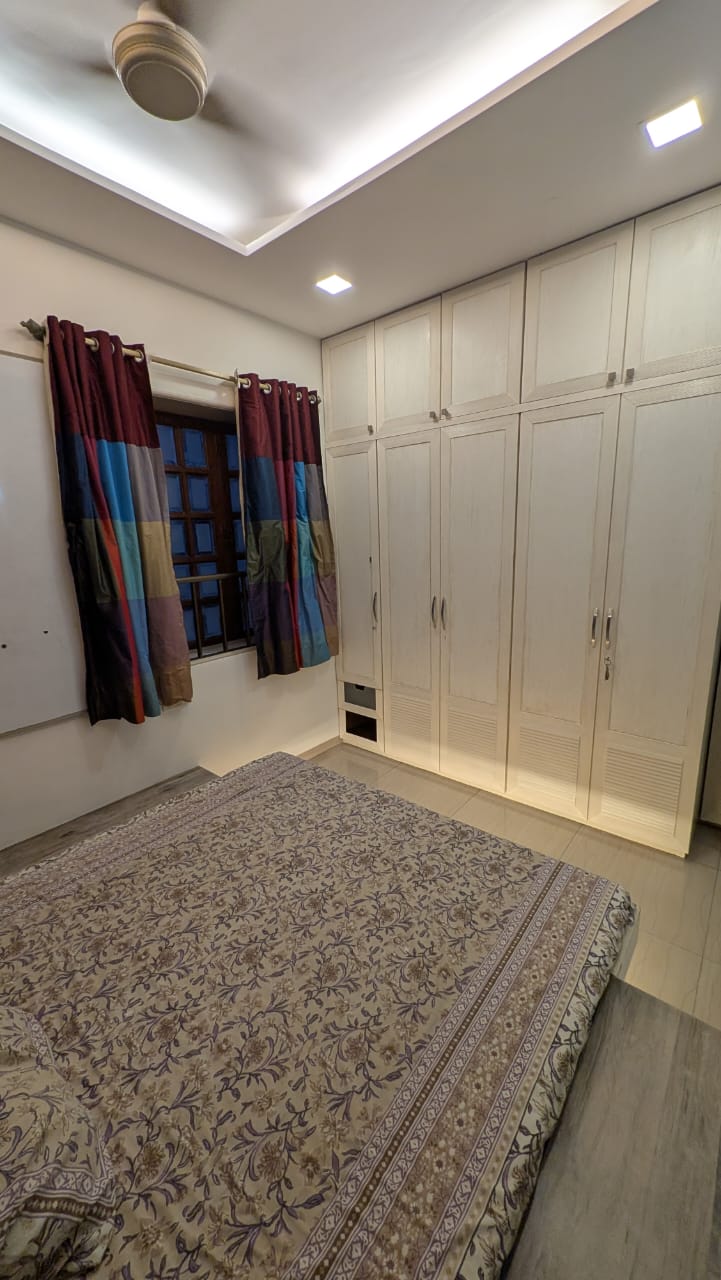 3 BHK Apartment For Rent in K Raheja Vivarea