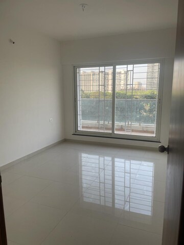 Room in 3 BHK Apartment at Mantra 99 Riverfront, Baner – for Rent