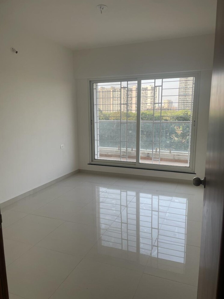 Room, mantra-99-riverfront 3 Bedroom 1300 Sq.Ft. Apartment In Baner Pune 8750077