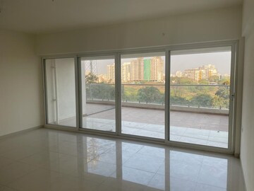Room in 3 BHK Apartment at Mantra 99 Riverfront, Baner – for Rent