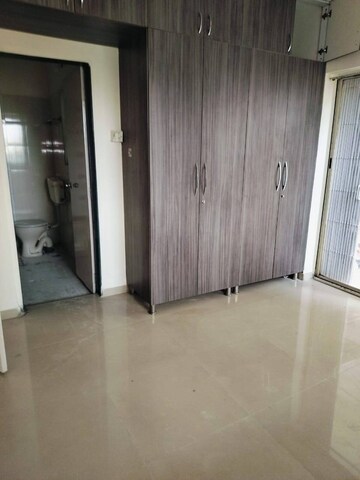 Room in 2 BHK Apartment at Kharadi – for Rent