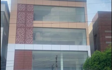 Office Space For Rent in Exhibition Road
