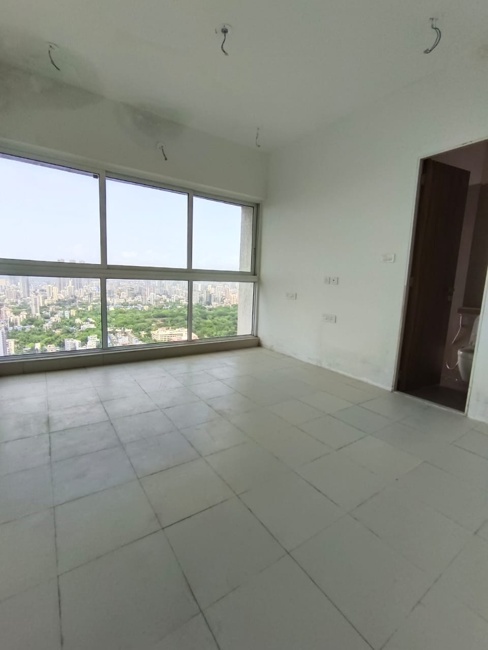 2 BHK 1050 Sq.Ft. Apartment in A And O F Residences Malad