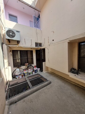  3 BHK Independent House at Sector 31 – for Rent
