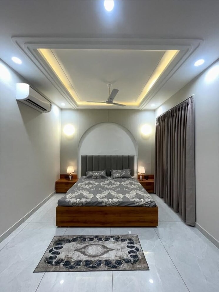 Bedroom, sector 32 3 Bedroom 2250 Sq.Ft. Builder Floor In Sector 32 Faridabad 8750180