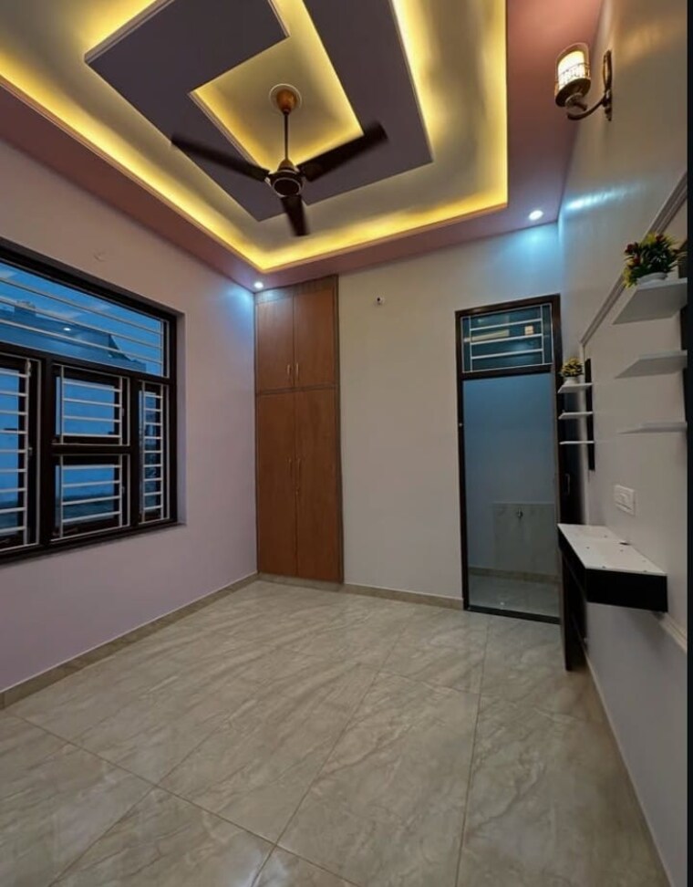 Bedroom, sector 34 5 Bedroom 4500 Sq.Ft. Builder Floor In Sector 34 Faridabad 8750210