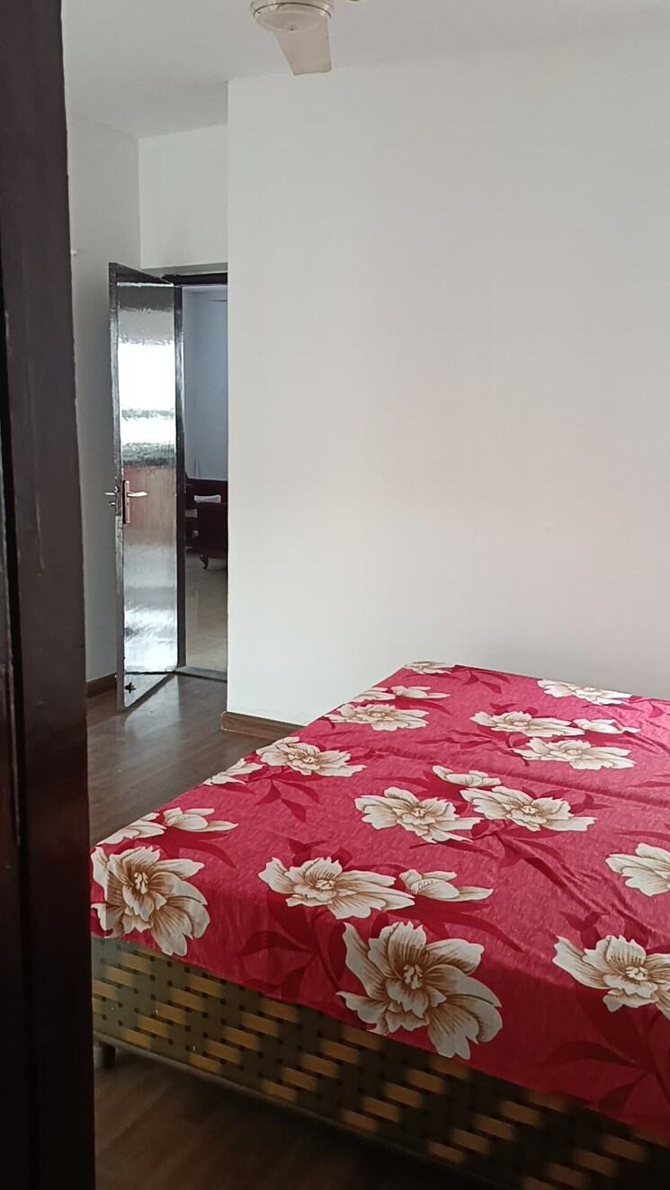 Bedroom, bptp-parkland 4 Bedroom 250 Sq.Yd. Builder Floor In Sector 75 Faridabad 8750215