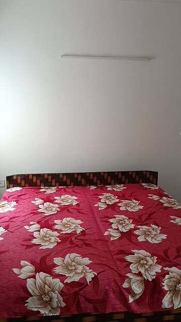 Bedroom in 4 BHK Builder Floor at BPTP Parkland, Sector 75 – for Rent