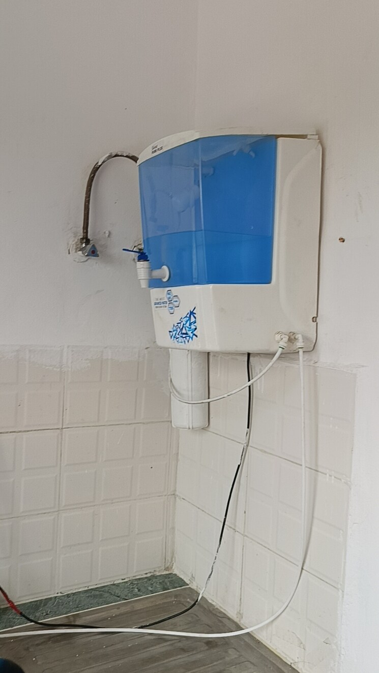 Bathroom, bptp-parkland 4 Bedroom 250 Sq.Yd. Builder Floor In Sector 75 Faridabad 8750215