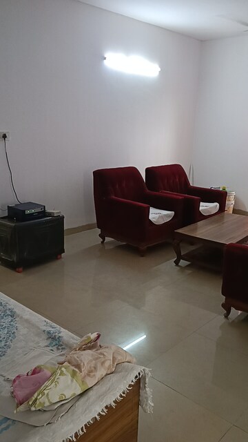 Living Room in 4 BHK Builder Floor at BPTP Parkland, Sector 75 – for Rent