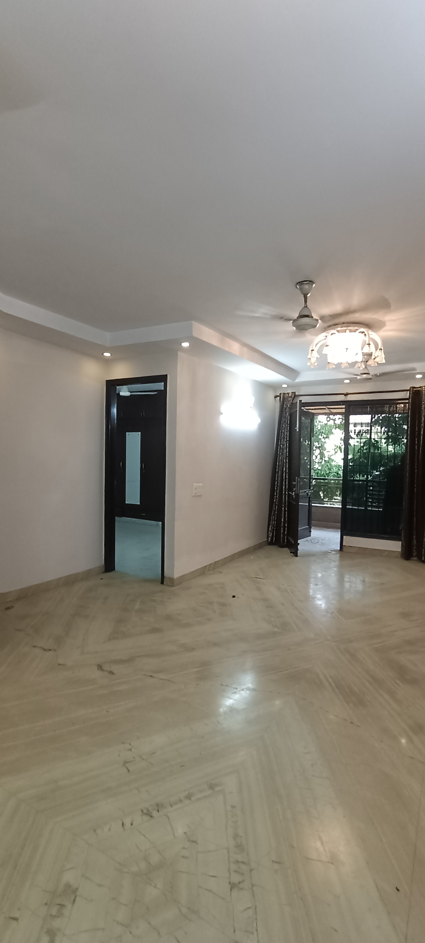 3.5 BHK + Extra Room Builder Floor For Rent in Kalkaji