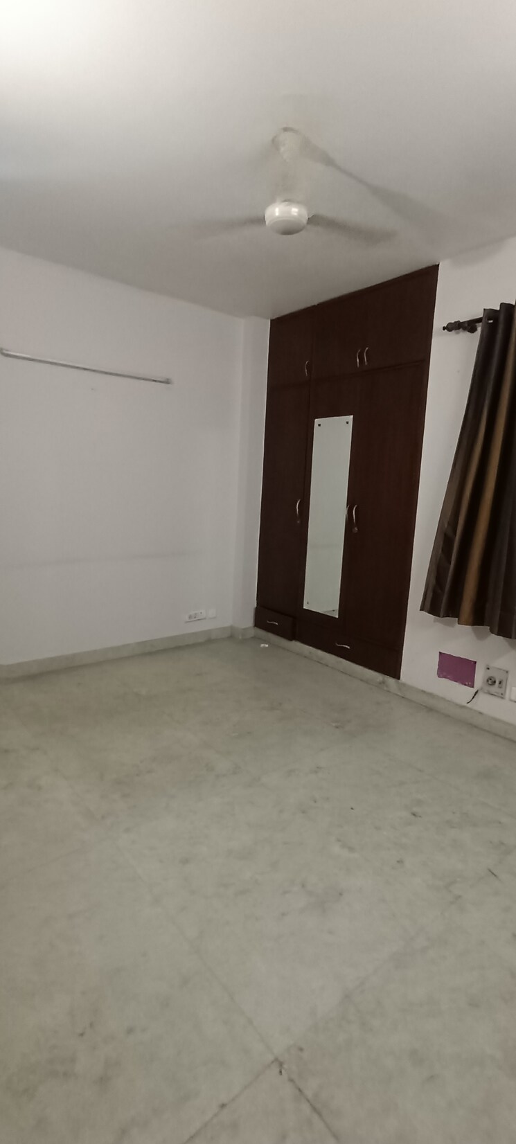 Room, kalkaji 3.5 Bedroom 1800 Sq.Ft. Builder Floor In Kalkaji Delhi 8750208