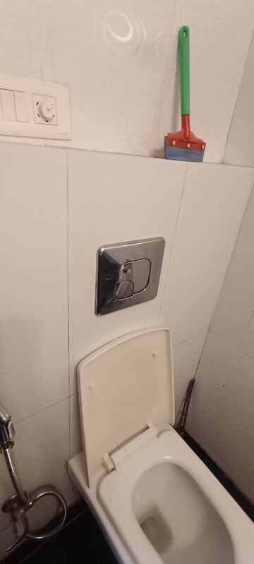 Attached Bathroom in 3.5 BHK Builder Floor at Kalkaji – for Rent