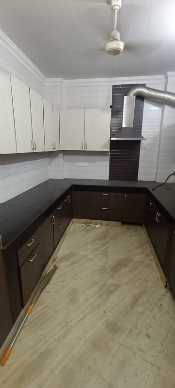 Kitchen in 3.5 BHK Builder Floor at Kalkaji – for Rent