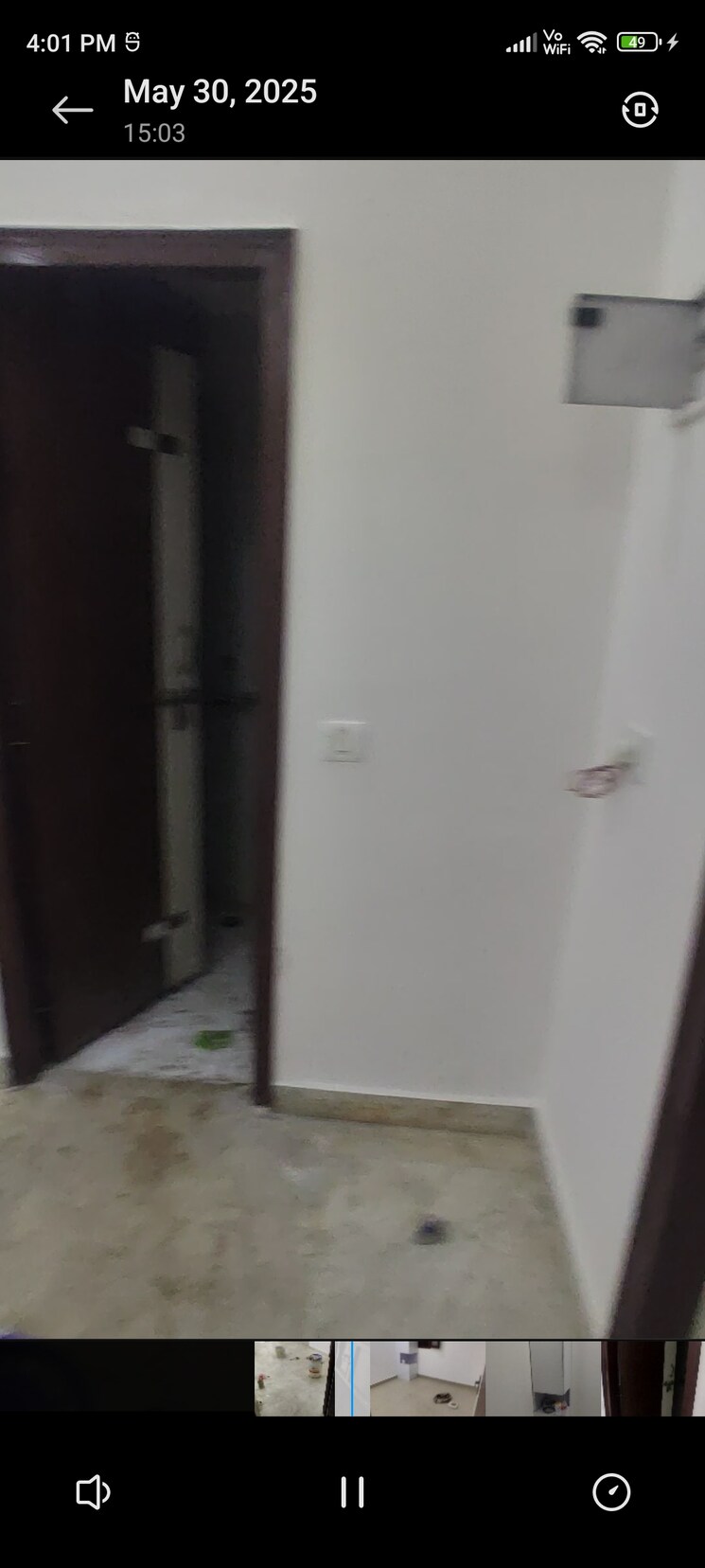 Room, sun-homes 2 Bedroom 850 Sq.Mt. Builder Floor In Shakti Khand Iii Ghaziabad 8750300