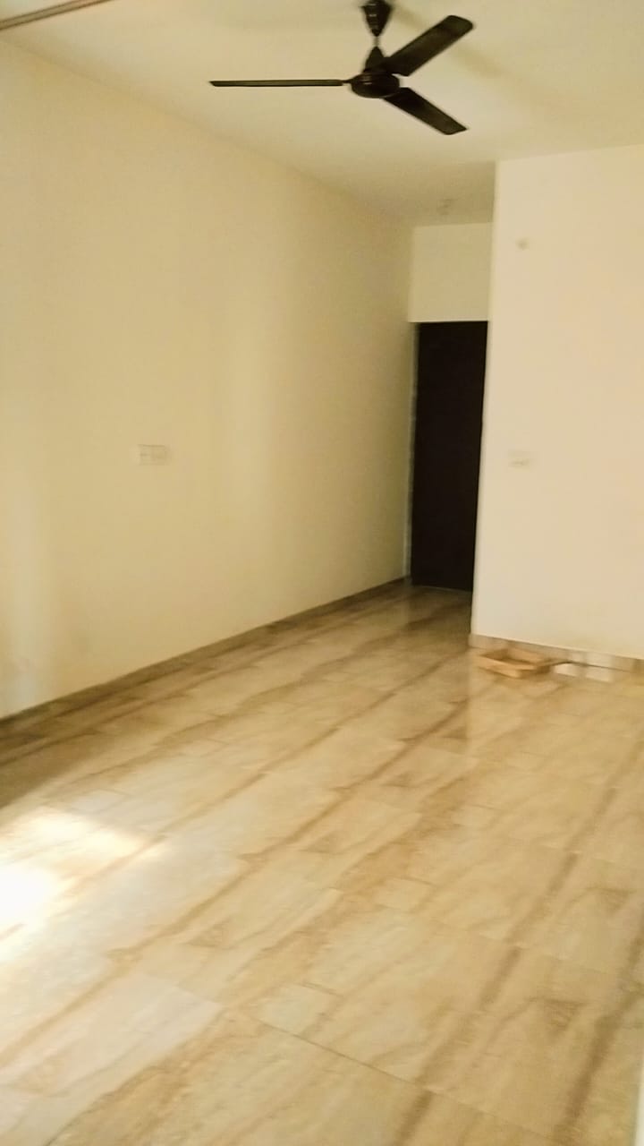 2 BHK Apartment For Rent in Pivotal Devaan