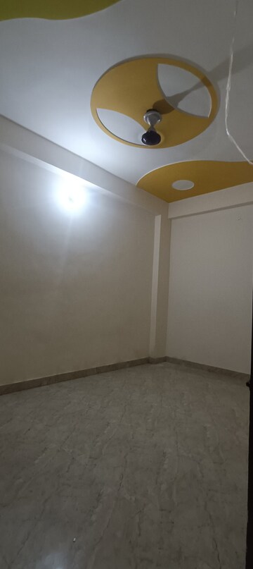 Bedroom in 2 BHK Builder Floor at Mayur Vihar Phase 1 – for Rent