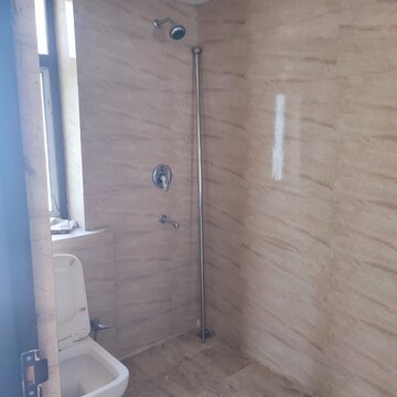 Bathroom in 2 BHK Apartment at Unitech Fresco, Sector 50 – for Rent