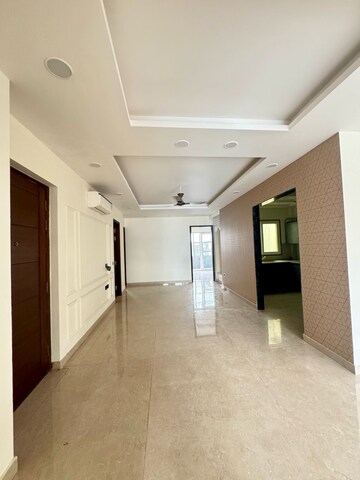 Room in 2 BHK Builder Floor at Niti Khand Iii – for Sale