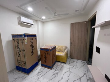 Living Room in 1 BHK Builder Floor at Sector 42 – for Rent